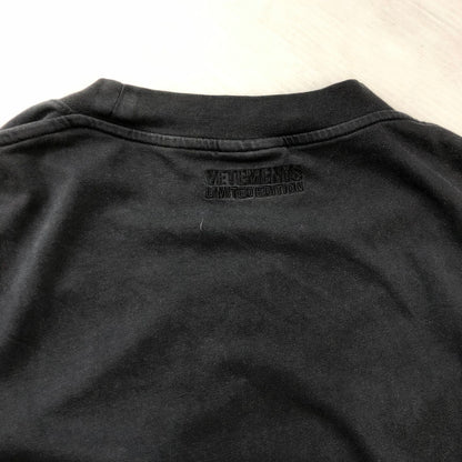 【中古品】【メンズ】 VETEMENTS ヴェトモン PARIS XXXL S/S T-SHIRT パリ ショートスリーブ Tシャツ トップス 半袖 141-250920-ts-10-tei サイズ：XS カラー：ブラック 万代Net店