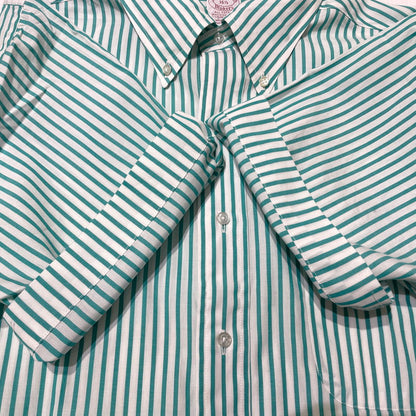【中古品】【メンズ】 BROOKS BROTHERS ブルックスブラザーズ MAKERS BD STRIPE SS SHIRT メイカーズ ボタンダウン ストライプ ショートスリーブ シャツ 半袖 トップス 145-260828-yo-06-teih サイズ：16 1/2 カラー：ホワイト/ブルー 万代Net店
