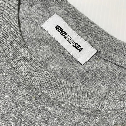【中古品】【メンズ】 WINDANDSEA ウィンダンシー LOGO L/S TEE WDS-SEA-04 ロゴ ロングスリーブ Tシャツ 長袖 トップス 142-260703-yo-13-tei サイズ：M カラー：グレー 万代Net店