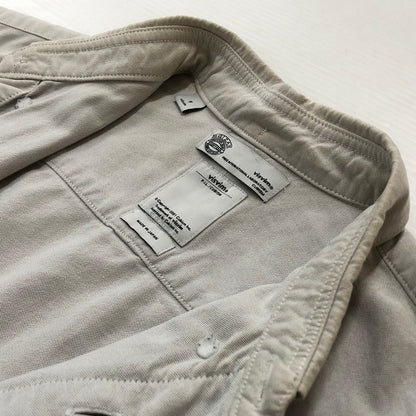 【中古品】【メンズ】 VISVIM ビズビム COTTON BD L/S SHIRT 0114105011004 コットン ビーディ ロングスリーブ シャツ 長袖 トップス 140-260702-sa-08-tei サイズ：1 カラー：グレー系 万代Net店