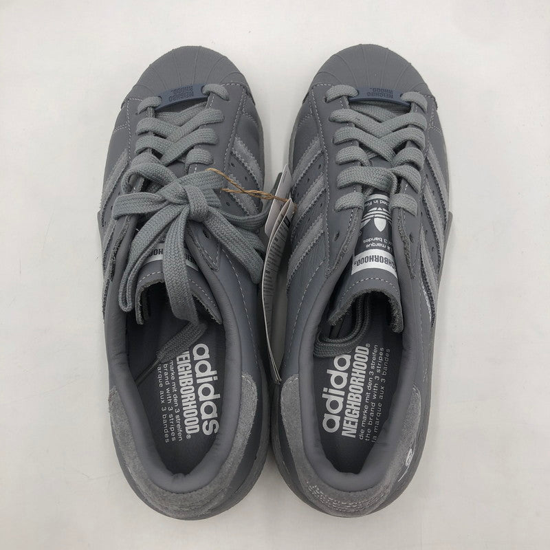 【中古美品】【メンズ】 adidas アディダス × NEIGHBORHOOD ネイバーフッド 別注 コラボ SSTR E 2024 IE6115 スーパースター2024 スニーカー 靴 161-251217-ks-13-tei カラー：グレー/フットウェアホワイト 万代Net店