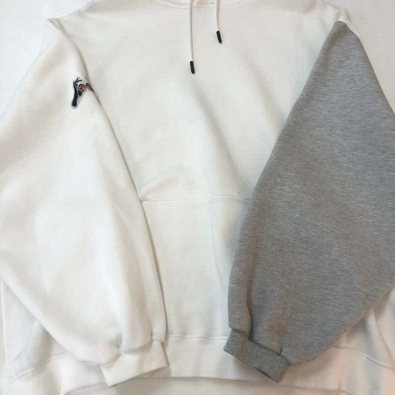 【中古品】【メンズ】 TIGHTBOOTH タイトブース × KILLER BONG キラーボング 別注 コラボ CYBORG HOODIE サイボーグ フーディ トップス プルオーバーパーカー 142-251005-ts-05-tei サイズ：XL カラー：ホワイト 万代Net店