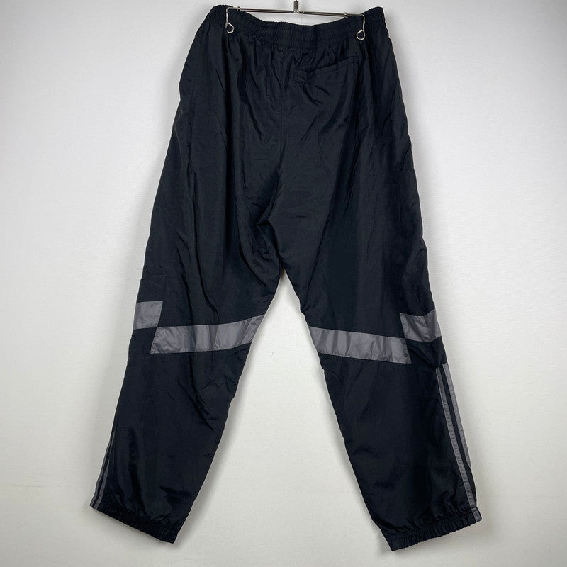 【中古品】【メンズ】 adidas アディダス × FUCKING AWSOME ファッキング オーサム 別注 コラボ ALOXE TRACK PANTS JI9041 トラックパンツ ボトムス 153-251010-yo-09-tei サイズ：4XL カラー：Black/Granite 万代Net店