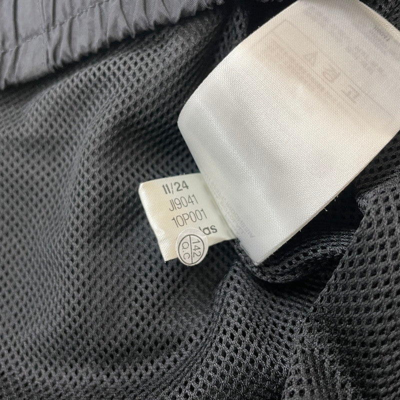 【中古品】【メンズ】 adidas アディダス × FUCKING AWSOME ファッキング オーサム 別注 コラボ ALOXE TRACK PANTS JI9041 トラックパンツ ボトムス 153-251010-yo-09-tei サイズ：4XL カラー：Black/Granite 万代Net店