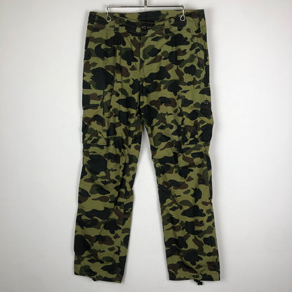 【中古品】【メンズ】 A BATHING APE アベイシングエイプ 1ST CAMO CARGO PANTS 001PTH801017M ファーストカモ カーゴ パンツ ボトムス 153-251013-ks-26-fuz サイズ：L カラー：カモ柄 万代Net店