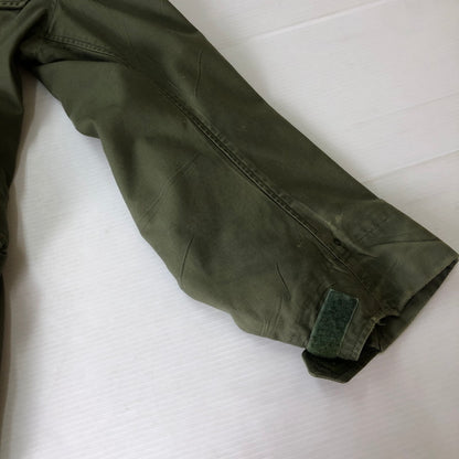 【現状渡し品】【メンズ】 US ARMY ユーエスアーミー M-65 FIELD MILITARY JACKET M-65 フィールド ミリタリー ジャケット アウター 145-251018-ts-16-tei サイズ：不明 カラー：カーキ 万代Net店
