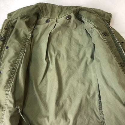 【現状渡し品】【メンズ】 US ARMY ユーエスアーミー M-65 FIELD MILITARY JACKET M-65 フィールド ミリタリー ジャケット アウター 145-251018-ts-16-tei サイズ：不明 カラー：カーキ 万代Net店