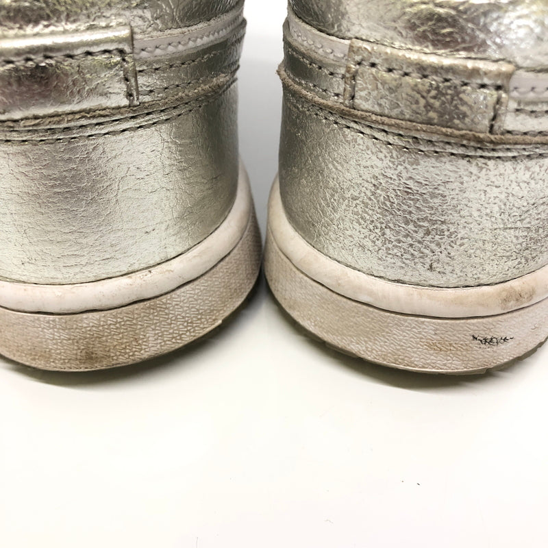 【中古品】【レディース】 NIKE ナイキ FN5031-100 WMNS AIR JORDAN 1 MID SE 靴 シューズ スニーカー 160-260904-AS-4-hon サイズ：23cm カラー：シルバー/ホワイト 万代Net店