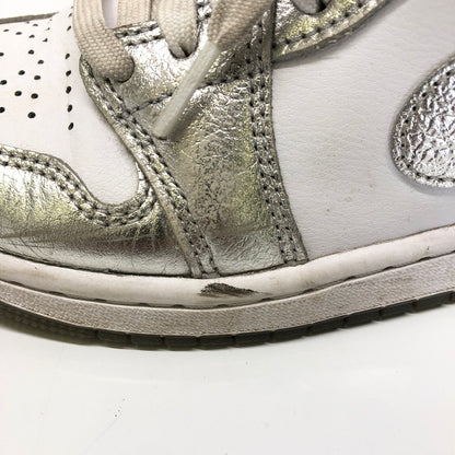【中古品】【レディース】 NIKE ナイキ FN5031-100 WMNS AIR JORDAN 1 MID SE 靴 シューズ スニーカー 160-260904-AS-4-hon サイズ：23cm カラー：シルバー/ホワイト 万代Net店