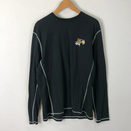 【中古品】【メンズ】 STUSSY ステューシー × MOUNTAIN HARDWEAR マウンテンハードウェア 別注 コラボ L/S TEE ロングスリーブ Tシャツ 長袖 トップス 142-251031-yo-07-tei サイズ：L カラー：Stealth Grey 万代Net店