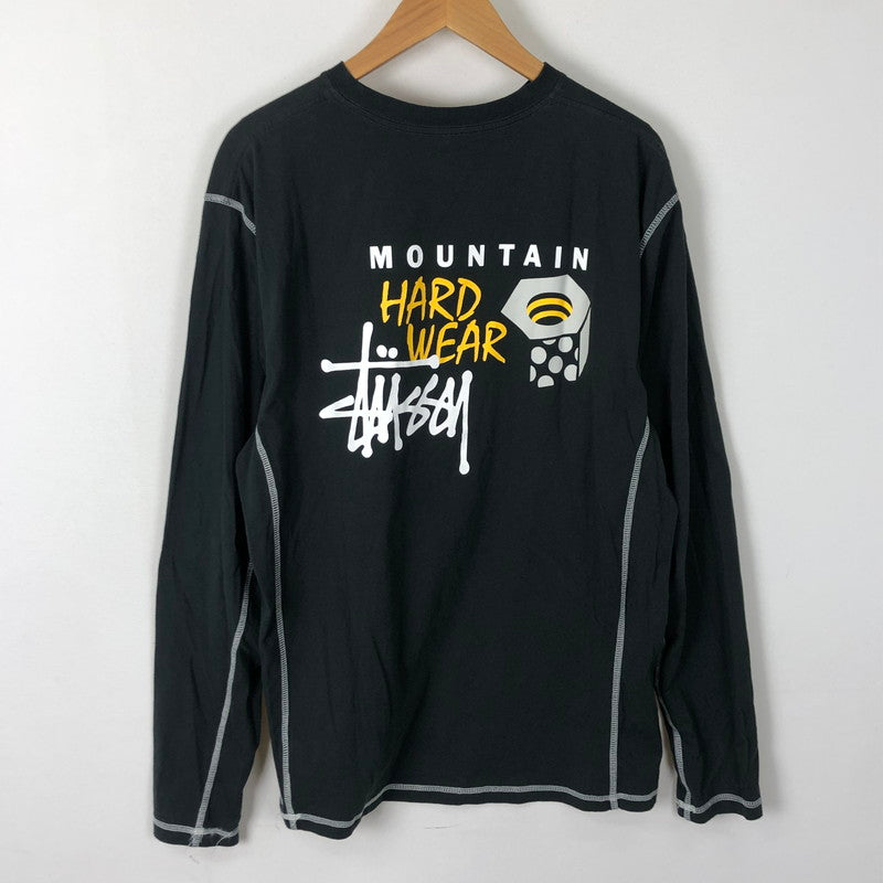 【中古品】【メンズ】 STUSSY ステューシー × MOUNTAIN HARDWEAR マウンテンハードウェア 別注 コラボ L/S TEE ロングスリーブ Tシャツ 長袖 トップス 142-251031-yo-07-tei サイズ：L カラー：Stealth Grey 万代Net店