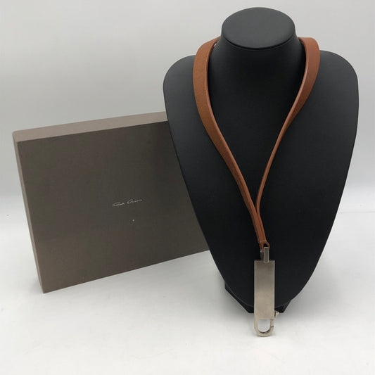 【中古品】【メンズ】 Rick Owens リックオウエンス LARGE NECK HOOK LEATHER ラージネックフック レザー キーリング アクセサリー 192-251103-yy-17-tei カラー：ブラウン 万代Net店