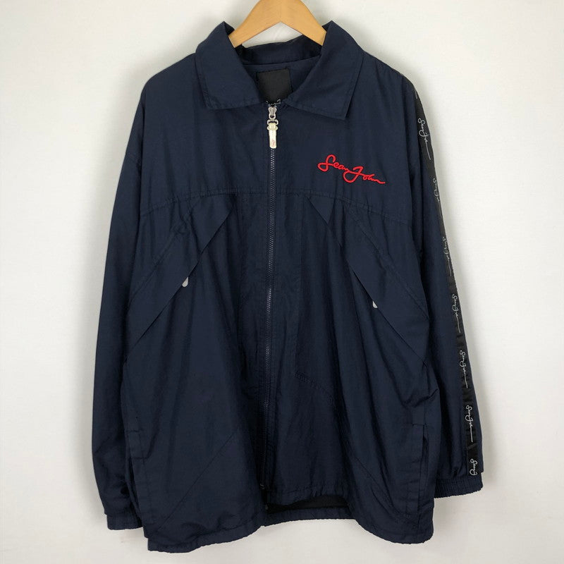 【中古品】【メンズ】 Sean John ショーンジョン BACK EMBROIDERED NYLON JACKET ビック エンブロイダリー ナイロンジャケット ライトアウター 刺繍 142-251110-yy-11-tei サイズ：不明 カラー：ネイビー 万代Net店