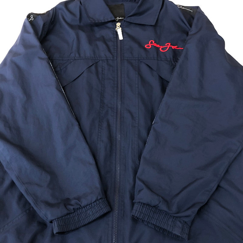 【中古品】【メンズ】 Sean John ショーンジョン BACK EMBROIDERED NYLON JACKET ビック エンブロイダリー ナイロンジャケット ライトアウター 刺繍 142-251110-yy-11-tei サイズ：不明 カラー：ネイビー 万代Net店