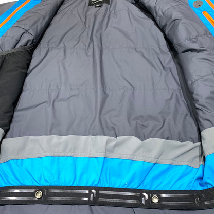 【中古品】【メンズ】 Peak Performance ピークパフォーマンス HELI CHILKAT JACKET G49089009 ヘリ チルカット ジャケット スノーボードジャケット アウター ウィンタースポーツ 120-260906-ko-02-teih サイズ：M カラー：ブルー系 万代Net店