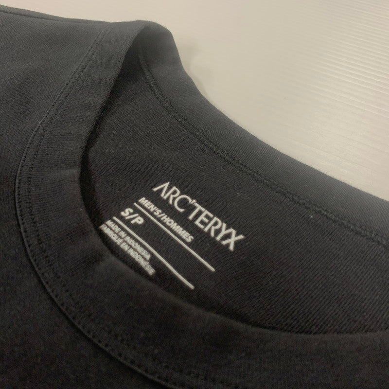 【中古品】【メンズ】 ARC'TERYX アークテリクス CAPTIVE ARCWORD L/S SHIRT X000006544 キャプティブ アークワード ロングスリーブ シャツ トップス 長袖 144-251124-ts-11-tei サイズ：S カラー：ブラック 万代Net店