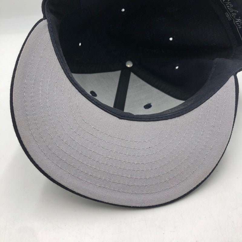 【中古品】【メンズ】 NEW ERA ニューエラ × KITH キス 別注 コラボ MLB New York Yankees 59FIFTY CAP ニューヨークヤンキース フィフティーナインフィフティ キャップ 帽子 185-251119-ks-04-tei サイズ：58.7 カラー：ネイビー 万代Net店