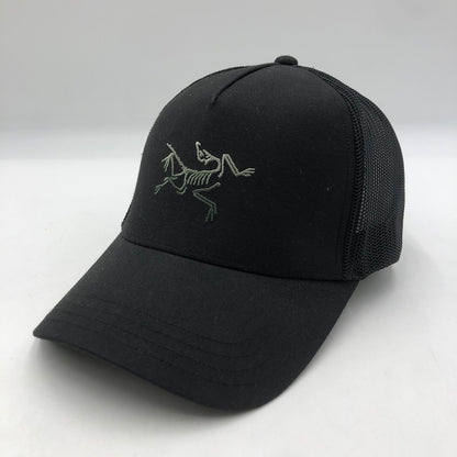 【中古品】【メンズ】 ARC'TERYX アークテリクス BIRD TRUCKER CURVED CAP バード トラッカー カーブド キャップ 帽子 185-251119-ks-10-tei サイズ：F カラー：ブラック 万代Net店