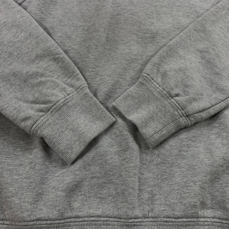 【中古品】【メンズ】 PRADA プラダ 23SS TRIANGLE PLATE CREW NECK SWEAT 134668 S231 ライアングルプレート クルーネック スウェット トップス トレーナー 141-251201-ts-16-tei サイズ：XS カラー：グレー 万代Net店