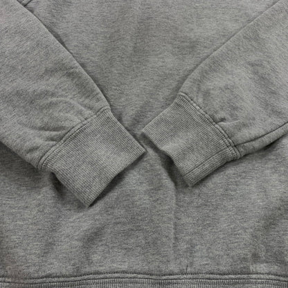 【中古品】【メンズ】 PRADA プラダ 23SS TRIANGLE PLATE CREW NECK SWEAT 134668 S231 ライアングルプレート クルーネック スウェット トップス トレーナー 141-251201-ts-16-tei サイズ：XS カラー：グレー 万代Net店