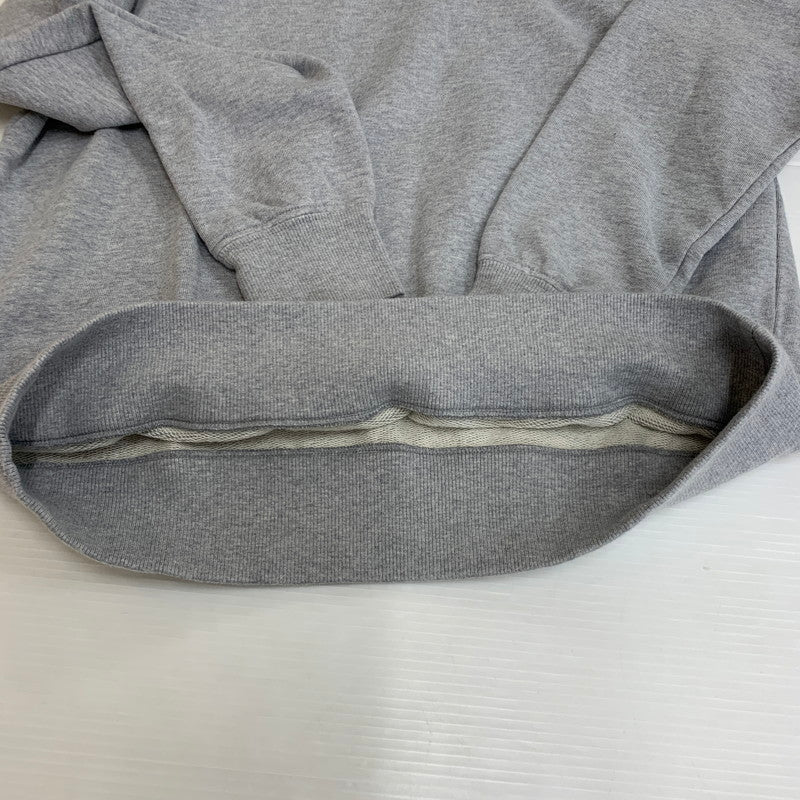 【中古品】【メンズ】 PRADA プラダ 23SS TRIANGLE PLATE CREW NECK SWEAT 134668 S231 ライアングルプレート クルーネック スウェット トップス トレーナー 141-251201-ts-16-tei サイズ：XS カラー：グレー 万代Net店