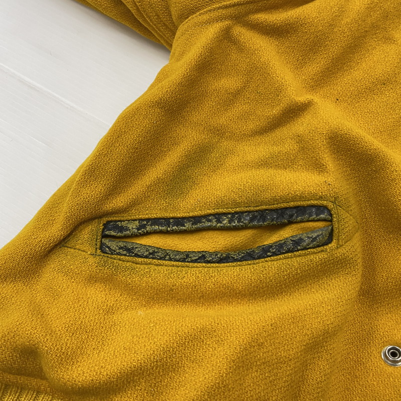 【現状渡し品】【メンズ】 WHITING ホワイティング 60's VARSITY JACKET VINTAGE 60年代 ヴァーシティ ジャケット ライトアウター スタジャン ヴィンテージ 145-251204-yy-19-tei サイズ：44 カラー：イエロー 万代Net店