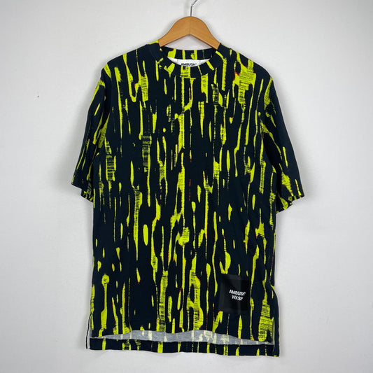 【中古品】【メンズ】 AMBUSH アンブッシュ GRAPHIC PRINT S/S TEE BMAA048F22JER001 グラフィック プリント ショートスリーブ Tシャツ トップス 半袖 142-251203-ts-14-tei サイズ：S カラー：総柄 万代Net店