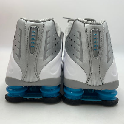 【中古品】【メンズ】 NIKE ナイキ SHOX R4 HQ1988-005 ショックス アールフォー スニーカー 靴 160-260220-ko-06-tei サイズ：29.5cm カラー：シルバー/ホワイト/ブルー 万代Net店