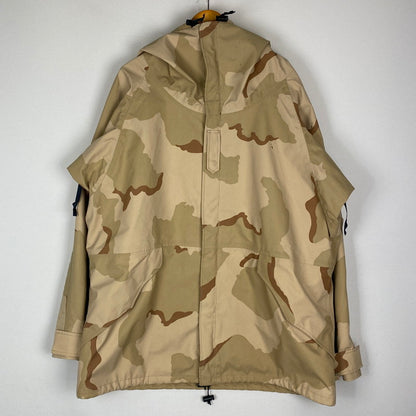 【現状渡し品】【メンズ】 ADVENTURE TECH アドベンチャーテック GORE-TEX DESERT CAMO ECWCS PARKA ゴアテックス デザートカモ エクワックスパーカー アウター 145-251208-yy-20-tei サイズ：XL カラー：ベージュ 万代Net店
