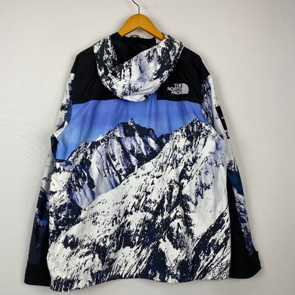 【中古品】【メンズ】 Supreme シュプリーム × THE NORTH FACE ザ・ノースフェイス 別注 コラボ 17AW MOUNTAIN PARKA NF0A3CAF マウンテンパーカー ライトアウター ジャケット 149-251207-ts-02-tei サイズ：XL カラー：ブルー 万代Net店