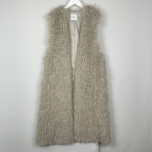 【中古美品】【レディース】 Spick and Span スピックアンドスパン SPICK AND SPAN 24AW FAKE FUR GILET フェイク ファー ジレ ライトアウター 168-251211-yo-33-tei サイズ：F カラー：グレー 万代Net店