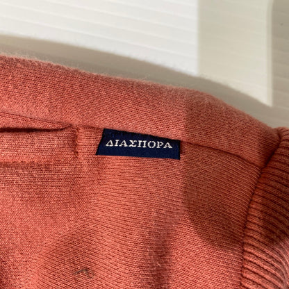 【中古品】【メンズ】 DIASPORA SKATEBOARDS ディアスポラスケートボーズ DERBY CREWNECK SWEAT 22AW-DSP-SW03 ダービー クルーネック スウェット トップス トレーナー 142-260704-ss-05-tei サイズ：XL カラー：ピンク 万代Net店