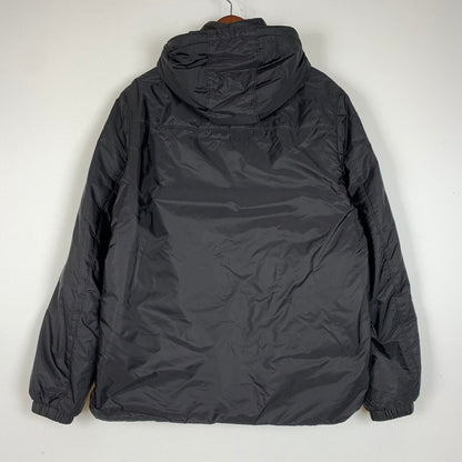 【中古品】【メンズ】 PRADA プラダ RE NYLON 三角ロゴ トライアングルプレート パファージャケット SGN955 S191 1WQ9 2022 メンズ ダウンジャケット 141-251214-ts-05-tei サイズ：48 カラー：ブラック 万代Net店