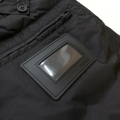【中古品】【メンズ】 PRADA プラダ RE NYLON 三角ロゴ トライアングルプレート パファージャケット SGN955 S191 1WQ9 2022 メンズ ダウンジャケット 141-251214-ts-05-tei サイズ：48 カラー：ブラック 万代Net店