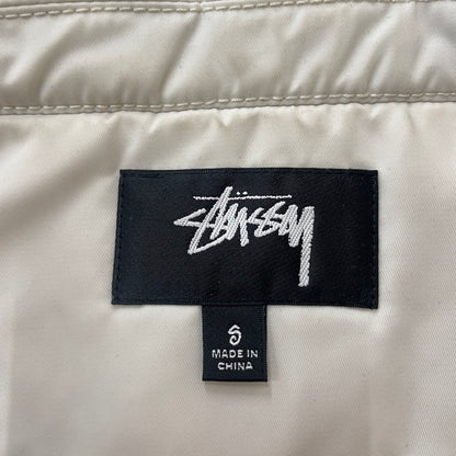 【現状渡し品】【メンズ/レディース】 STUSSY ステューシー PILE LINED ZIP JACKET 115887 パイル ラインド ジップ ジャケット アウター ブルゾン コーデュラ 142-251220-ts-03-tei サイズ：S カラー：ホワイト 万代Net店