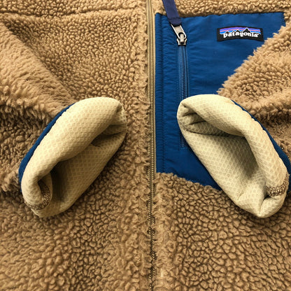 【中古品】【メンズ】 patagonia パタゴニア CLASSIC RETRO-X JACKET 23056FA17 クラシック レトロX ジャケット ライトアウター 144-251222-yy-09-fuz サイズ：S カラー：ベージュ 万代Net店