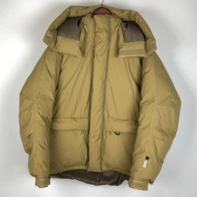 【現状渡し品】【メンズ】 DAIWA PIER39 ダイワ ピアサーティナイン GORE-TEX INFINIUM EXPEDITION DOWN JACKET BW-1502W ゴアテックス インフィニウム エクスペディション ダウンジャケット アウター 144-251224-yy-05-tei サイズ：L カラー：ベージュ 万代Net店