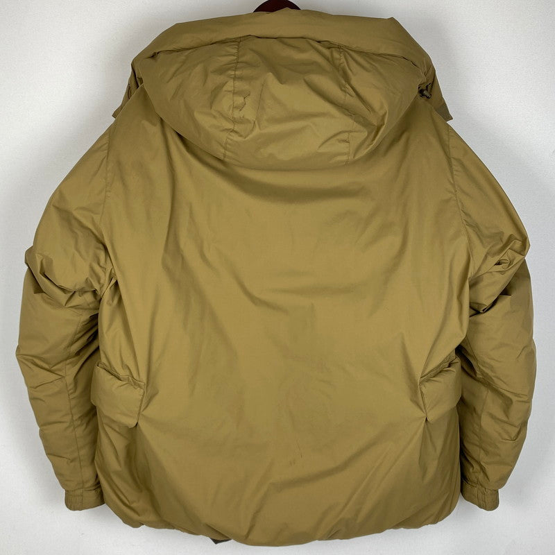 【現状渡し品】【メンズ】 DAIWA PIER39 ダイワ ピアサーティナイン GORE-TEX INFINIUM EXPEDITION DOWN JACKET BW-1502W ゴアテックス インフィニウム エクスペディション ダウンジャケット アウター 144-251224-yy-05-tei サイズ：L カラー：ベージュ 万代Net店