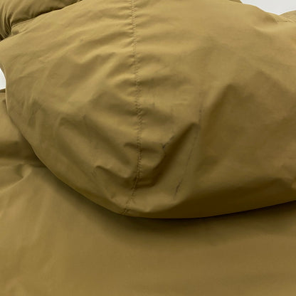 【現状渡し品】【メンズ】 DAIWA PIER39 ダイワ ピアサーティナイン GORE-TEX INFINIUM EXPEDITION DOWN JACKET BW-1502W ゴアテックス インフィニウム エクスペディション ダウンジャケット アウター 144-251224-yy-05-tei サイズ：L カラー：ベージュ 万代Net店