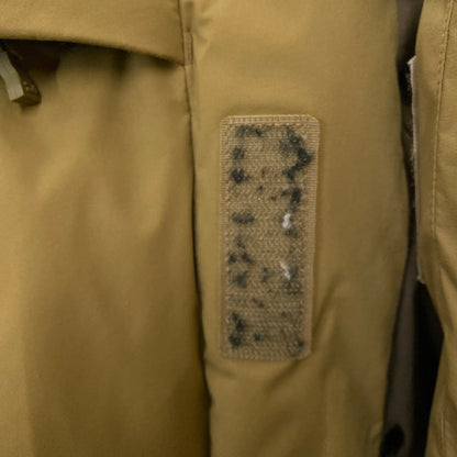 【現状渡し品】【メンズ】 DAIWA PIER39 ダイワ ピアサーティナイン GORE-TEX INFINIUM EXPEDITION DOWN JACKET BW-1502W ゴアテックス インフィニウム エクスペディション ダウンジャケット アウター 144-251224-yy-05-tei サイズ：L カラー：ベージュ 万代Net店