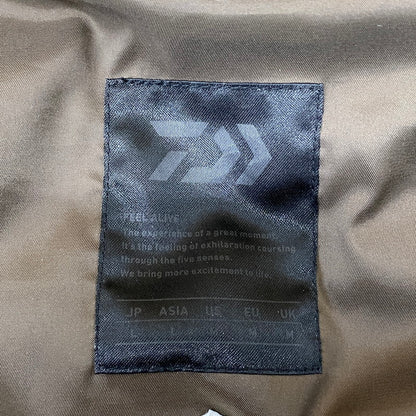 【現状渡し品】【メンズ】 DAIWA PIER39 ダイワ ピアサーティナイン GORE-TEX INFINIUM EXPEDITION DOWN JACKET BW-1502W ゴアテックス インフィニウム エクスペディション ダウンジャケット アウター 144-251224-yy-05-tei サイズ：L カラー：ベージュ 万代Net店