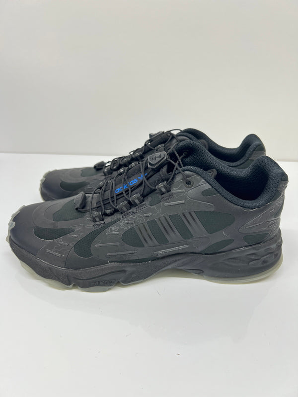【中古品】【メンズ】 adidas アディダス × 100 Thieves ハンドレッドシーブス 別注 コラボ 100T SAVAGE JR5538 100T サベージ スニーカー 靴 161-260718-kk-25-hon カラー：CBLACK/CBLACK/SILPEB 万代Net店