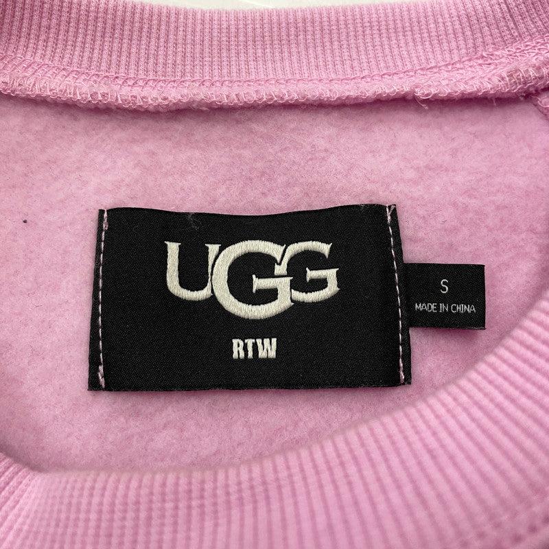 【現状渡し品】【レディース】 UGG アグ MADELINE FUZZY LOGO CREWNECK 1123718 マデリン ファジーロゴ クルーネック トップス トレーナー 168-260107-ks-06-tei サイズ：S カラー：ピンク 万代Net店