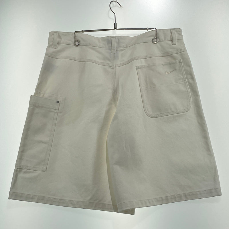 【中古品】【メンズ】 NIKE ナイキ CANVAS SHORTS HQ0196-901 キャンバス ショーツ ボトムス 短パン 159-260901-sa-02-teih サイズ：36 カラー：ホワイト系 万代Net店