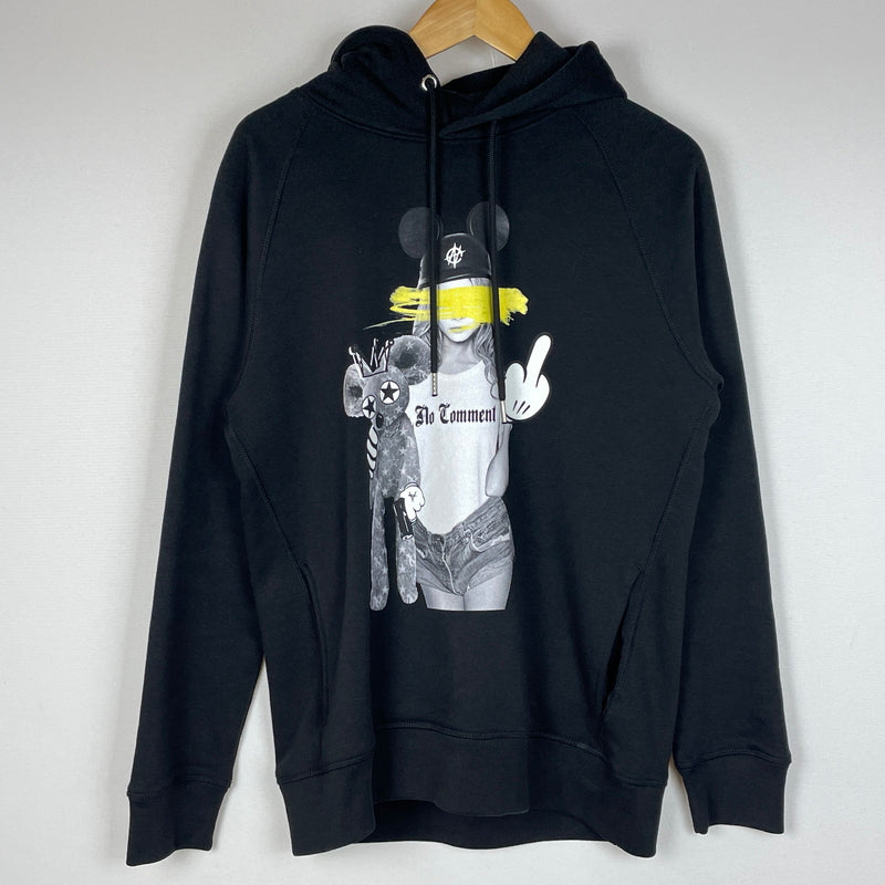 【中古品】【メンズ】 NO COMMENT ノーコメント PRINT LOGO HOODIE プリント ロゴ フーディ 長袖 トップス プルーオーバー パーカー 141-260830-sa-14-tei サイズ：M カラー：ブラック 万代Net店