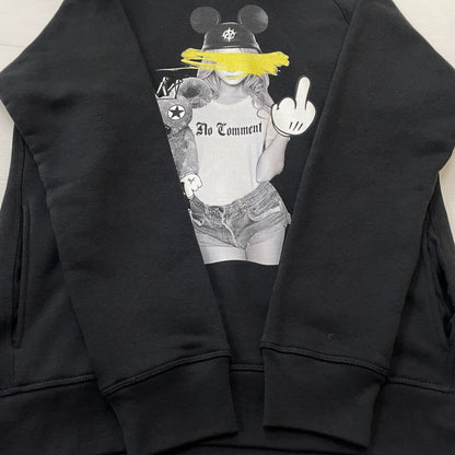 【中古品】【メンズ】 NO COMMENT ノーコメント PRINT LOGO HOODIE プリント ロゴ フーディ 長袖 トップス プルーオーバー パーカー 141-260830-sa-14-tei サイズ：M カラー：ブラック 万代Net店