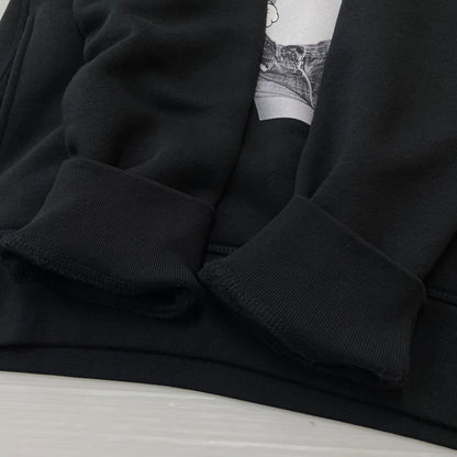 【中古品】【メンズ】 NO COMMENT ノーコメント PRINT LOGO HOODIE プリント ロゴ フーディ 長袖 トップス プルーオーバー パーカー 141-260830-sa-14-tei サイズ：M カラー：ブラック 万代Net店