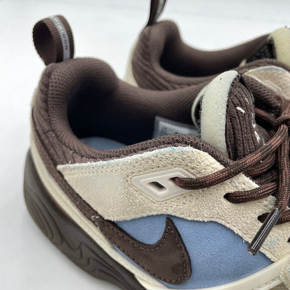 【中古品】【メンズ】 NIKE ナイキ × TRAVISSCOTT トラヴィススコット 別注コラボ ZOOM FIELD JAXX HQ3072-400 ズーム フィールド ジャックス スニーカー 靴 160-260904-yo-03-teih サイズ：27.5cm カラー：レーチェブルー/アイボリー 万代Net店