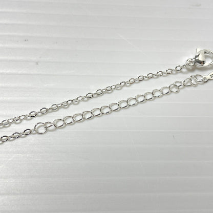 【中古品】【レディース】 UNKNOWN MOISSANITE STONE SILVER NECKLACE モアサナイト 3連ストーン シルバーネックレス アクセサリー 192-260221-yo-16-tei カラー：シルバー 万代Net店