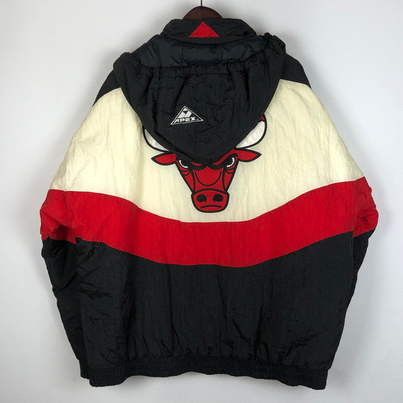 【中古品】【メンズ】 APEX ONE エイペックスワン 90's NBA CHICAGO BULLS NYLON JACKET 90年代 エヌビーエー シカゴブルズ ナイロン ジャケット ライトアウター 145-260111-yy-15-tei サイズ：L カラー：マルチカラー 万代Net店